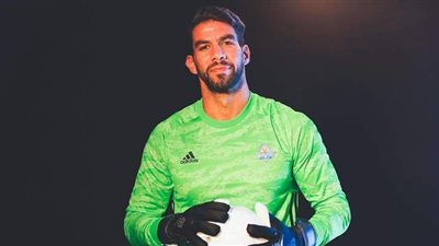 شريف إكرامي مشواري مع الأهلي انتهى ولا توجد مقارنة بينه وبين بيراميدز | صور