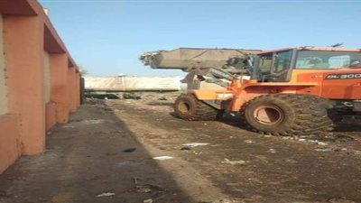 الانتهاء من رفع جميع المخلفات من المحطة الوسيطة بطوخ في القليوبية
