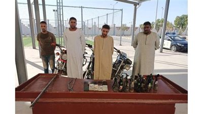 نشرة الحوادث وأبرزها: القبض على 4 أشخاص بحوزتهم  مولوتوف لإثارة الشغب بالأقصر.. وضبط 10 أشخاص حاولوا قطع طريق الأوتوستراد