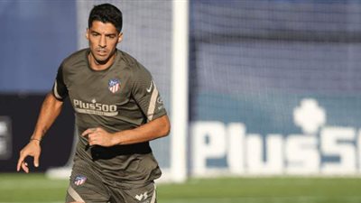 نجح بالغش.. مذكرة رسمية للفيفا تطالب بهبوط يوفنتوس من الكالتشيو بسبب سواريز