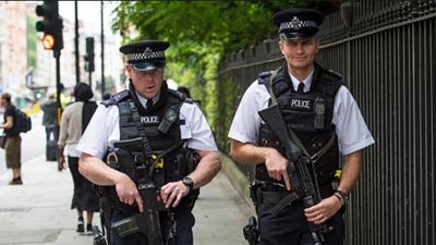 احتجاز رهينتين ومقتل امرأة داخل مركز إيواء لاجئين في ألمانيا