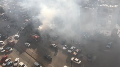 اندلاع حريق في أحد أكشاك منطقة السلام ببورسعيد (فيديو)