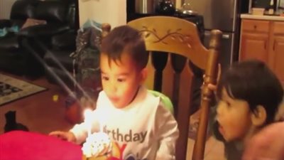 بالفيديو.. مواقف طريفة لآخر العنقود في العيلة