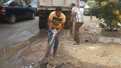 بالصور.. إزالة الإشغالات الموجودة بالشوارع المحيطة لمحافظة الجيزة