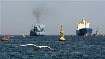 محاولات ضرب قناة السويس.. إسرائيل تنفذ مشروع «أشدود» لربط البحرين الأحمر بالميت.. الصين تروج للممر الشمالي.. شركات الملاحة تستخدم رأس الرجاء الصالح.. ومركز دراسات اقتصادية: مشروعات فاشلة