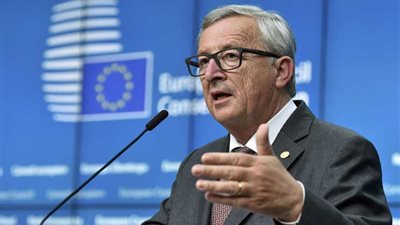 رئيس المفوضية الأوروبية يدعو بوتين لإعادة التعاون