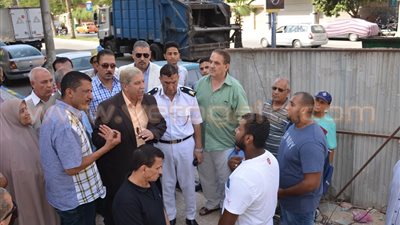 بالصور.. محافظ الإسماعيلية يستجيب لأهالي عقار متضرر في شبين الكوم