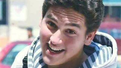 بالصور.. الحزن يخيم على النشطاء خوفًا على مصير أحمد الخطيب.. «عمرو»: مرضه خطير وهيموت خلال أيام.. «سمية»: صاحب أخلاق دمثة.. «عفاف»: عالجوه وبعدين حاكموه.. و«عادل