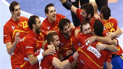 إسبانيا تفوز على كازاخستان 3 /0  في الدوري العالمي