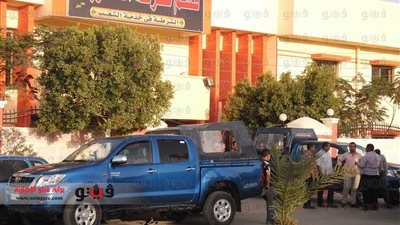 شرطى يحرر محضرا لسائق أجرة تعدى عليه بالوادى الجديد