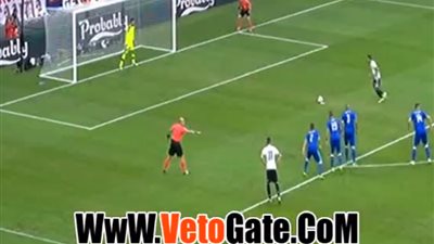 بالفيديو.. «أوزيل» يهدر ركلة جزاء لـ«ألمانيا» في سلوفاكيا