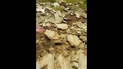 بالفيديو.. سعودي يكتشف «بئر نفط» في منزله