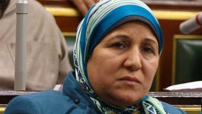 نائبة تطالب بإلغاء موازنة الوجبات المدرسية.. و«المالية» ترفض