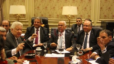 لجنة من وزارة الشباب تحرر محضرًا بقسم العجوزة ضد مرتضى منصور