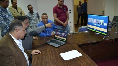 تفعيل خدمة skype لمتابعة الانتخابات الرئاسية في الوادي الجديد (صور)