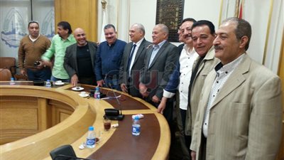 أبو الفتوح وقرني نائبان لرئيس شعبة الدواجن