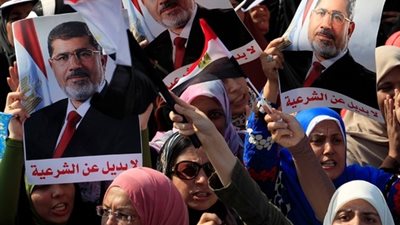 ضبط شخصين بحوزتهما بندقية آلية و58 طلقة لاستخدامها فى مسيرات الإخوان بالفيوم