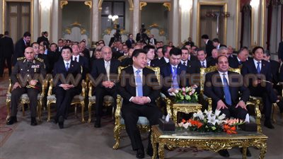 السيسي لوكالة شينخوا.. تسجيل الشراكة الاستراتيجية بين مصر والصين تتويج لقوة العلاقات.. نجحنا في استعادة هيبة الدولة وتماسك مؤسساتها وسيادة القانون..ونجاح مفاوضات صندوق النقد الدولي شهادة ثقة لاقتصادنا