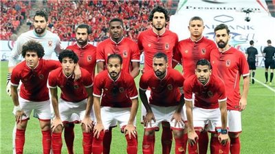 الأهلي يصل ستاد السويس وسط تشديدات أمنية