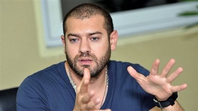 عمرو يوسف يراهن على إيقاع «كندة» في حبه بثالث حلقات «توم وشيري»