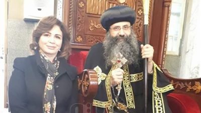 نشرة السياسة وأبرزها: إلهام شاهين تزور دير المحرق بأسيوط