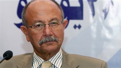 الدستور: يعترض على 