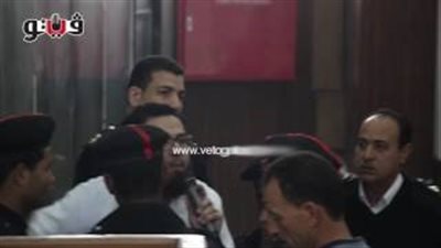 بالفيديو.. متهم في اغتيال النائب العام يتهم ضابطا بتعذيبه
