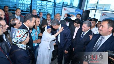 5 مشاهد من توديع «ضيوف الرحمن» بمطار القاهرة.. وزراء «الطيران» و«الإسكان» و«الأوقاف» يطمئنون على إجراءات السفر.. فتحي: نعمل على راحة الحجيج.. و«مصر للطيران