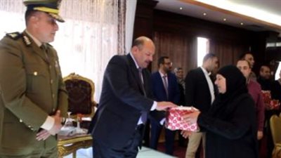 مدير أمن دمياط لـ«أمهات الشهداء»: «لا شيء يضاهي عطائكن»