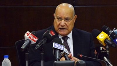 الدميري يجمع كافة متعلقاته ويغادر النقل وضاحي يقترب من تولي الوزارة