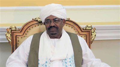 بالصور.. 5 أشخاص يطمحون لخلافة «البشير» في حكم السودان
