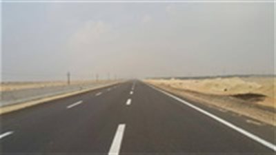 إعادة فتح طريق السويس الصحراوي عقب انتهاء تركيب كمر خرساني لإنشاء كوبري