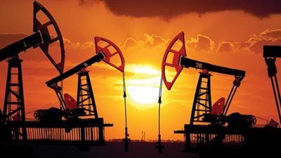 أسعار النفط تهبط أكثر من 1% مع تعافي الإنتاج الأمريكي