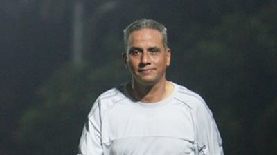 المندوه يعنف حارس المصري بسبب هدف الزمالك