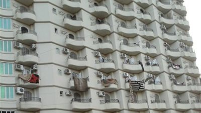 محافظ الفيوم يقرر إعادة الكهرباء والمياه إلى برج «دلة بلازا»