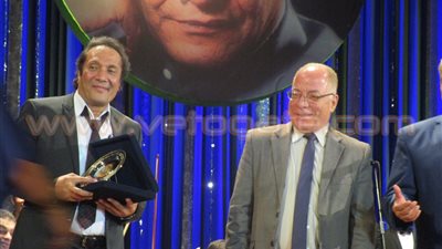 حلمي النمنم عن «الأبنودي»: «من عاش يدافع عنا سيبقى حيا فينا»