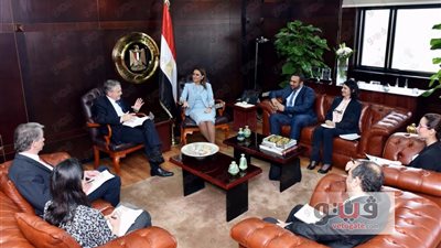 سحر نصر تبحث مع سفير ألمانيا ترتيبات عقد منتدى استثماري مشترك ببرلين