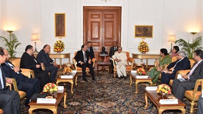 الخارجية الهندية تكشف مواعيد لقاءات السيسي.. الرئيس يصل نيودلهي عصر غد الخميس.. مراسم استقبال رسمية صباح الجمعة.. يزور النصب التذكاري لغاندي.. يشهد التوقيع على عدة اتفاقيات.. يغادر للصين صباح السبت