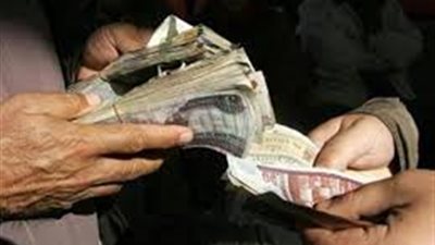 «الرقابة الإدارية» تلقي القبض على محام لتقاضيه رشوة