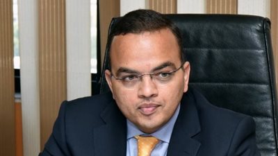 مصادر بـ«الاستثمار»: «خضير» مستمر في عمله لحين اختيار رئيس للهيئة