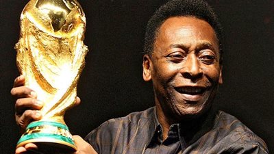 نقل «بيليه» إلى المستشفى بسبب الإرهاق