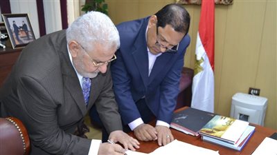 رجل أعمال يتبرع بـ105 ملايين جنيه لمشروعات خدمية في الغربية (صور)