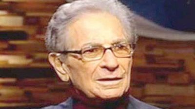 أنيس منصور يعترف: رئاستي لتحرير الصحف تجربة فاشلة