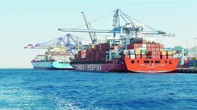 مؤتمر الموانئ والممرات الملاحية يبحث تطوير النقل البحري