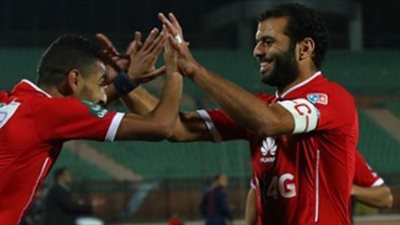 رسالة ساخرة من عماد متعب لمؤمن زكريا بعد رباعية سموحة