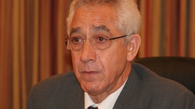 دعم الخبز ومشاكل تداول الحبوب على مائدة اتحاد الصناعات اليوم