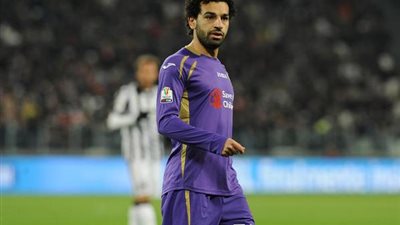 تقرير مغربي: «محمد صلاح» يهدد «بن عطية» في جائزة أفضل لاعب أفريقي