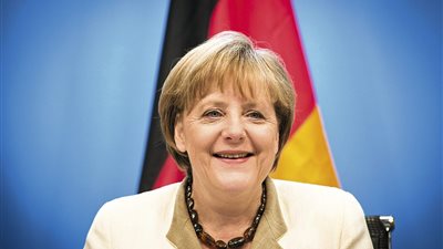 «ميركل» تطالب بإجراءات جديدة لمنع الخروج من الاتحاد الأوروبي