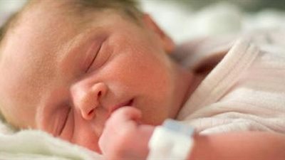 انخفاض السكر بالدم في حديثي الولادة مرتبط بمشكلات في المخ بوقت لاحق