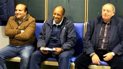 رئيس المقاصة يجتمع باللاعبين ويطالبهم بالفوز على الأهلي (صور)